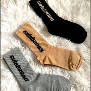 NEW Yeezy calabasas socks 3 pack